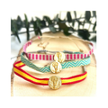 Pulseras de tela con medalla de acero de la Virgen del Pilar, una con la bandera de España